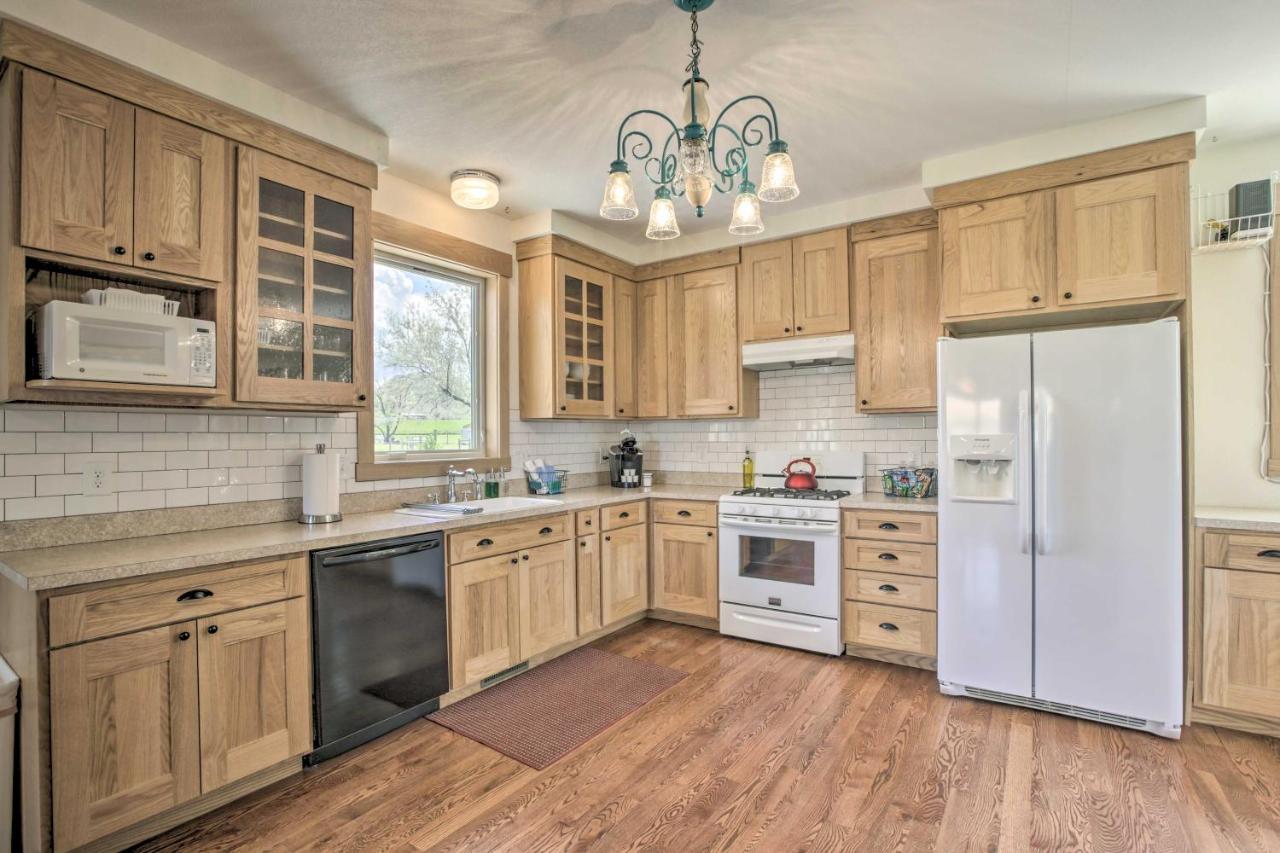 Idyllic Gem Screened Porch, Half Mi To River! Thermopolis Extérieur photo